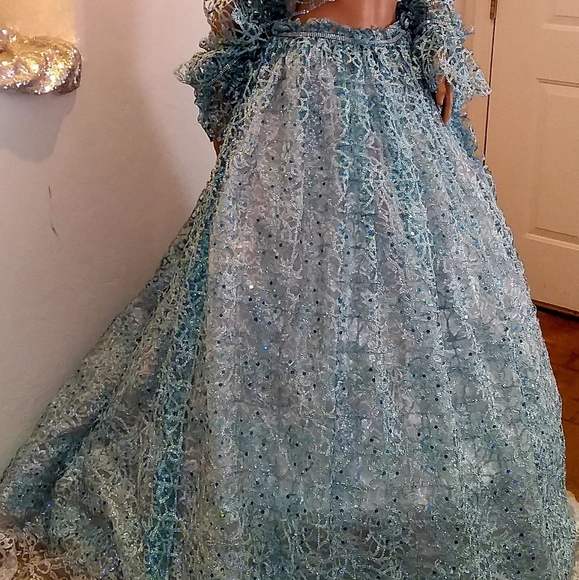 "ANYA" Turquoise & Silver Medieval Goddess Wedding Ballgown Set - Picture 6 of 14